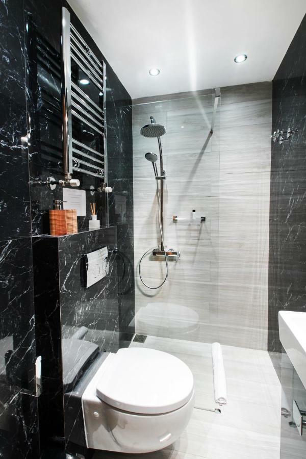 Appartement Grey Rhino 1min From The White Tower Thessaloniki