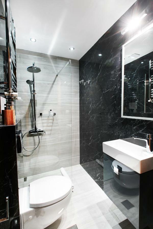 Appartement Grey Rhino 1min From The White Tower Thessaloniki